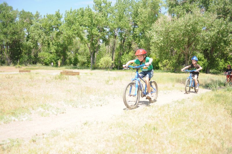 syd avid biking