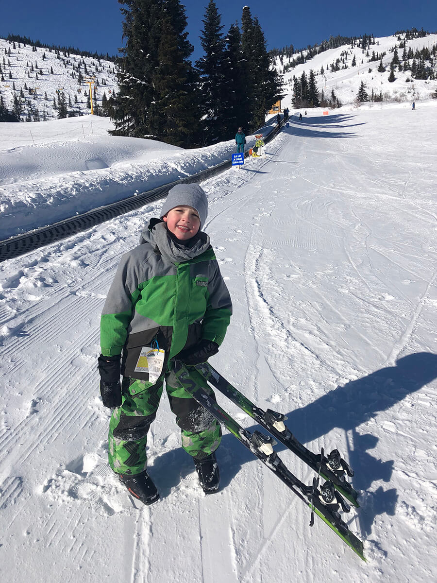 christmas skiing at sasquatch