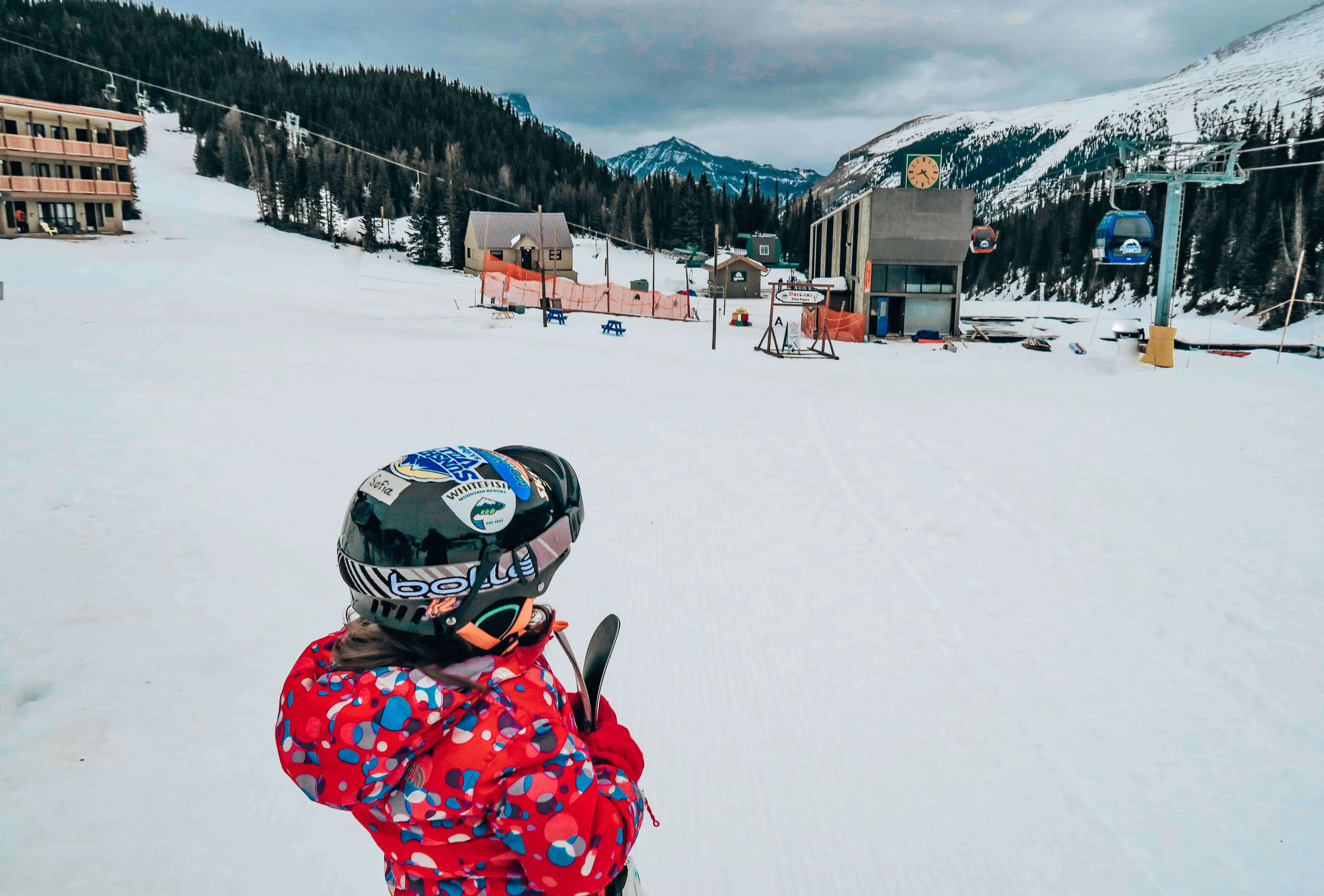 christmas skiing sunshine village