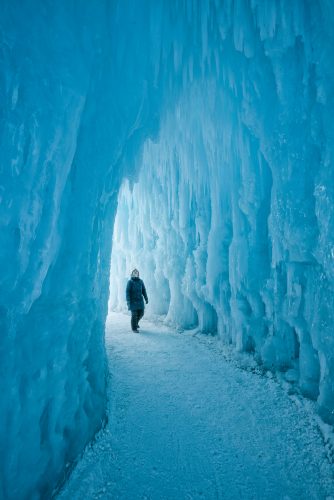 ice castle tunnel