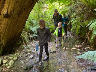 kids water hike wearing kids sandals