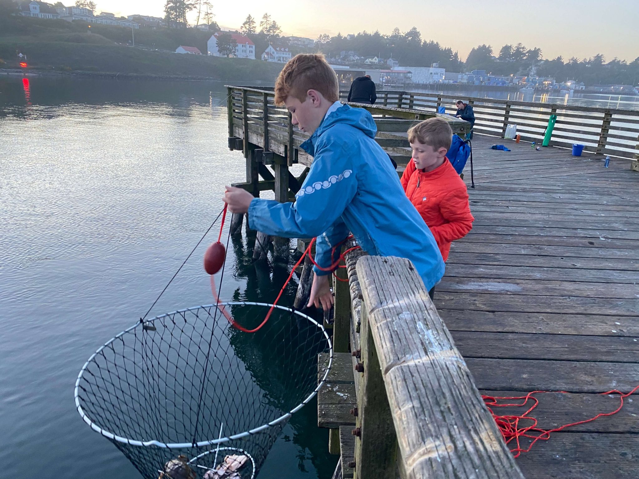 Crabbing on oregon coast with kids