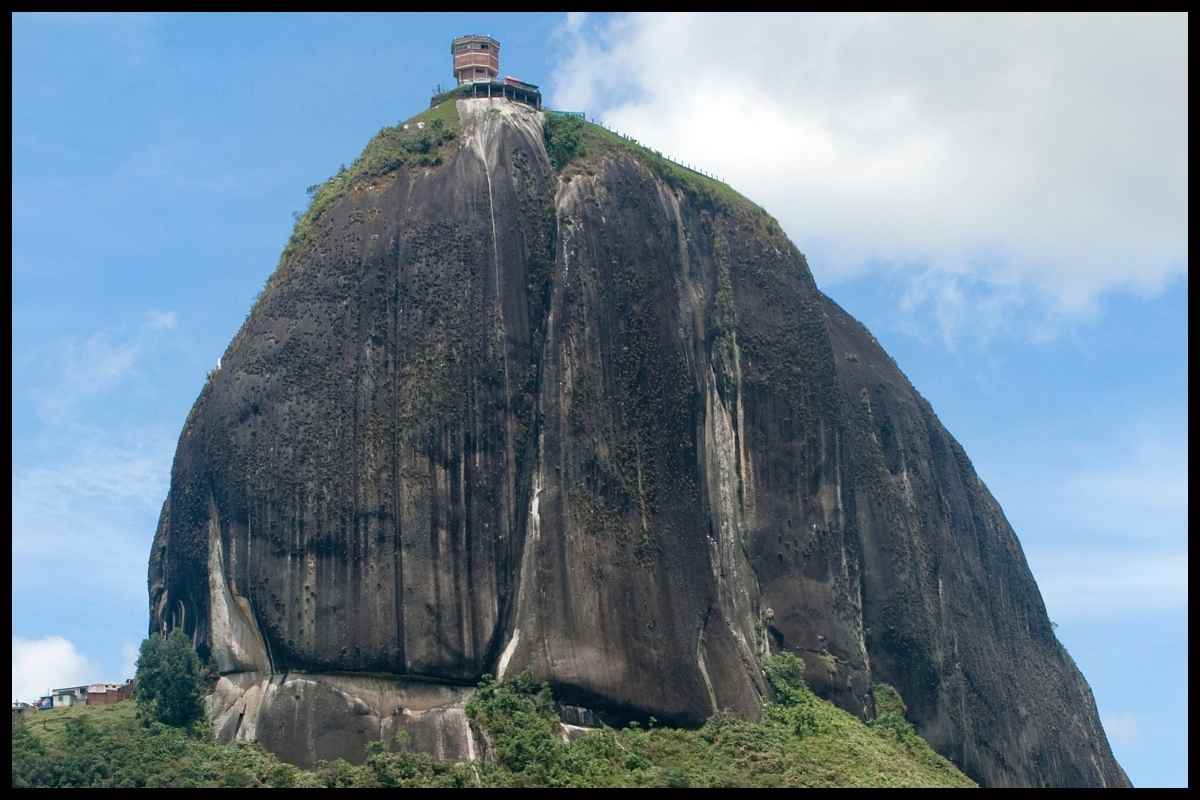 guatape rock