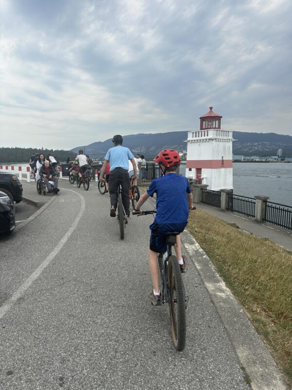 bikin stanley park seawall vancouver british columbia