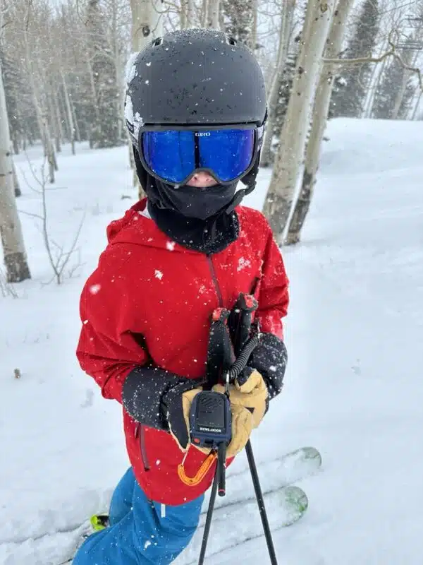akova kids ski gear coats